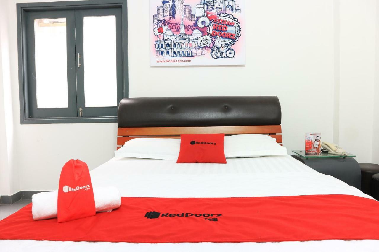 Reddoorz Near Gia Dinh International Hospital Hotell Ho Chi Minh-staden Exteriör bild