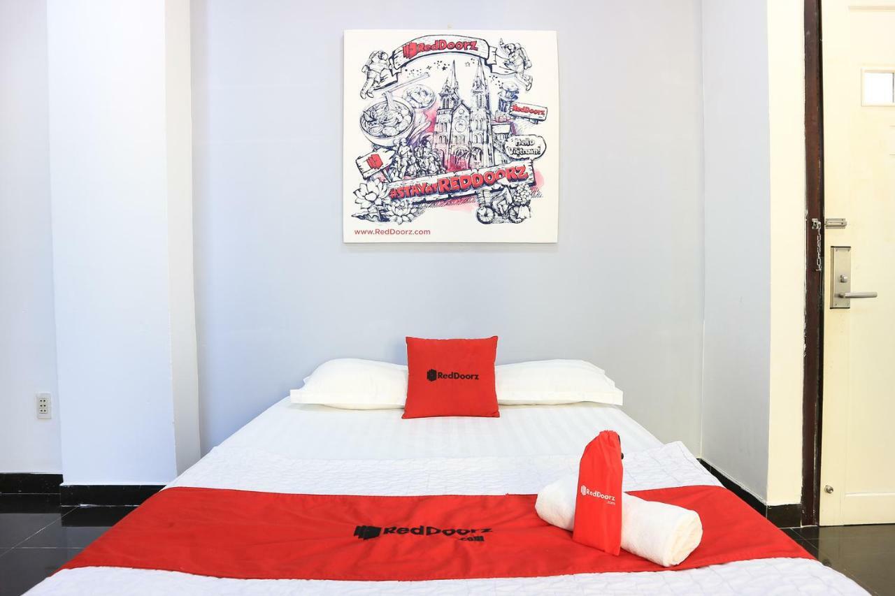 Reddoorz Near Gia Dinh International Hospital Hotell Ho Chi Minh-staden Exteriör bild