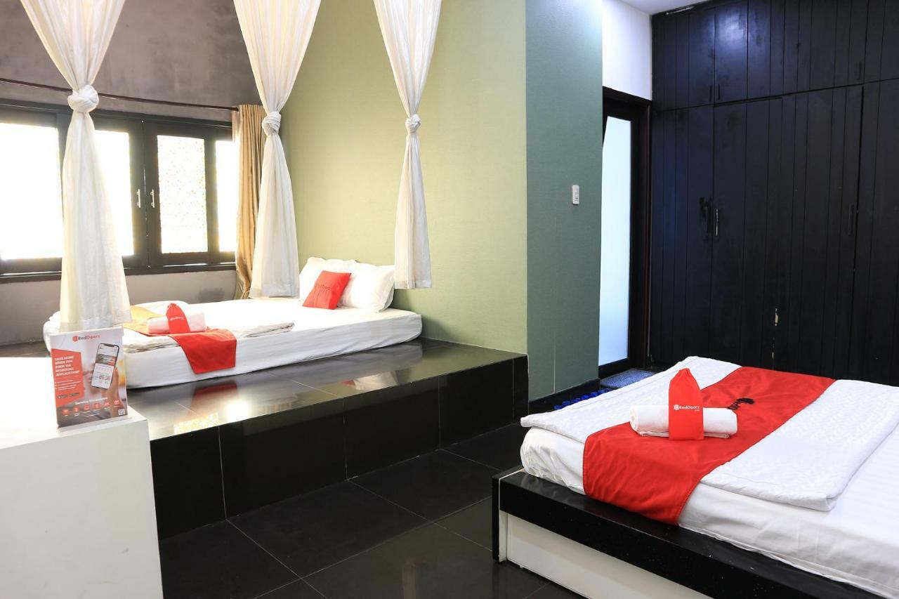 Reddoorz Near Gia Dinh International Hospital Hotell Ho Chi Minh-staden Exteriör bild