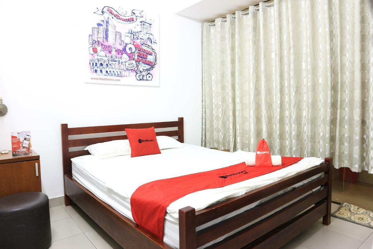 Reddoorz Near Gia Dinh International Hospital Hotell Ho Chi Minh-staden Exteriör bild